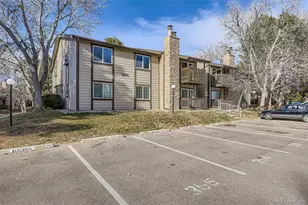 1870 S Pitkin Cir, Aurora, CO 80017 - Photo 2