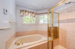 2566 S Independence Ct, Lakewood, CO 80227 - Photo 16