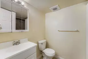 15747 E 13th Pl, Aurora, CO 80011 - Photo 30