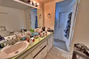220 Mount View Ln, Colorado Springs, CO 80907 - Photo 16