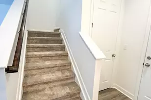 591 S Pitkin Ct, Aurora, CO 80017 - Photo 8