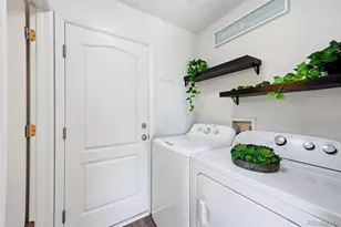 25830 E Byers Pl, Aurora, CO 80018 - Photo 14