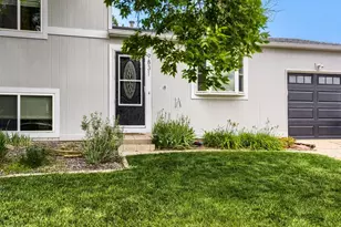 9831 W 105th Ave, Broomfield, CO 80021 - Photo 2
