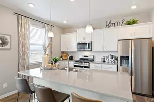 9897 Danube Ct, Commerce City, CO 80022 - Photo 8