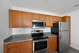 5733 N Gibralter Way, Aurora, CO 80019 - Photo 4