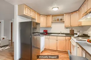 1063 N Clarkson St, Denver, CO 80218 - Photo 6