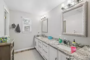 2711 S Oakland Cir E, Aurora, CO 80014 - Photo 22