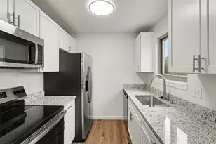 10720 Miller Ct, Broomfield, CO 80021 - Photo 2