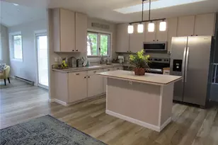 1586 S Wright Ct, Lakewood, CO 80228 - Photo 2
