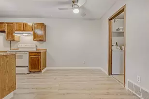 1074 S Dearborn St, Aurora, CO 80012 - Photo 10