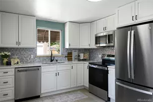 2127 Niagara St, Denver, CO 80207 - Photo 14