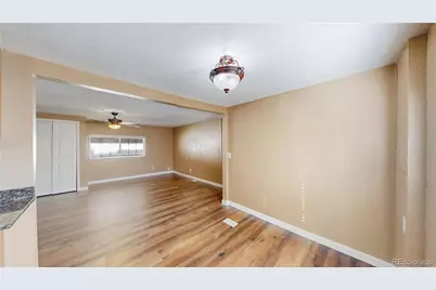 703 Locust Avenue, Lochbuie, CO 80603 - Photo 10