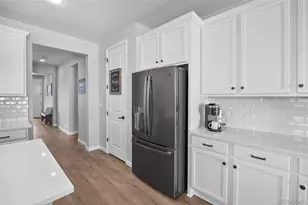 1683 Castle Vis Wy, Castle Rock, CO 80104 - Photo 6