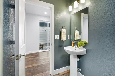 21343 E 59th Place, Aurora, CO 80019 - Photo 20
