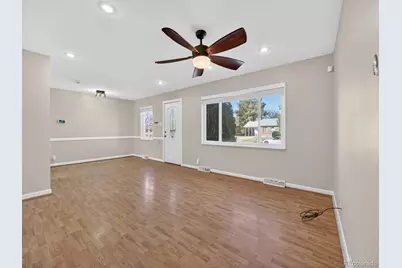 950 Jamaica Street, Aurora, CO 80010 - Photo 8