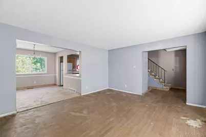 1404 S Vaughn Circle, Aurora, CO 80012 - Photo 14