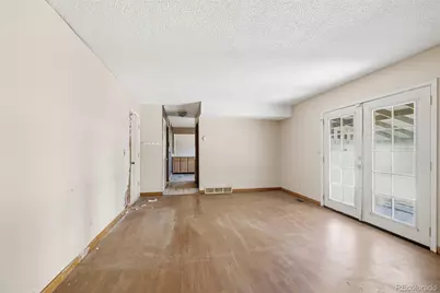 1404 S Vaughn Circle, Aurora, CO 80012 - Photo 16