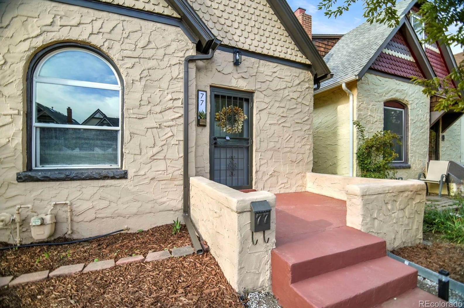 77 Cedar Ave, Denver, CO 80209-1513