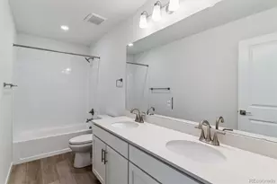 25254 E Warren Pl, Aurora, CO 80018 - Photo 16