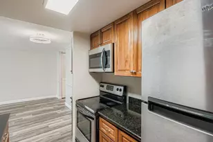 4600 E Asbury Cir, Denver, CO 80222 - Photo 14