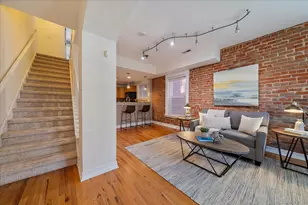 1576 N Franklin St, Denver, CO 80218 - Photo 4
