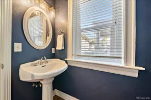 1576 N Franklin St, Denver, CO 80218 - Photo 14