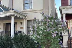 1576 N Franklin St, Denver, CO 80218 - Photo 2