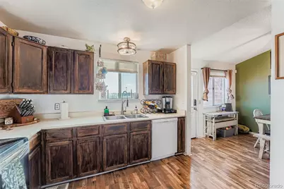 19054 E 16th Avenue, Aurora, CO 80011 - Photo 14