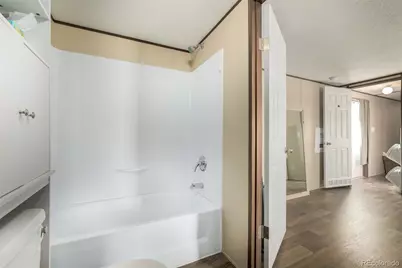 10 9th Avenue, Longmont, CO 80501 - Photo 20