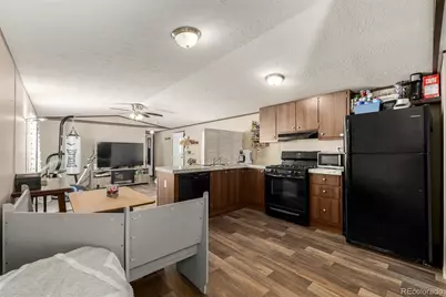 10 9th Avenue, Longmont, CO 80501 - Photo 8