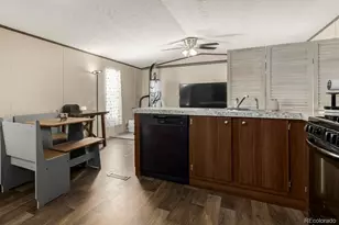 10 9th Ave, Longmont, CO 80501 - Photo 12