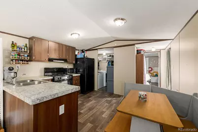 10 9th Avenue, Longmont, CO 80501 - Photo 2