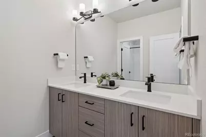 21642 E 60th Avenue, Aurora, CO 80019 - Photo 28