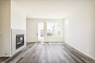 9265 Cathay Ct, Commerce City, CO 80022 - Photo 10