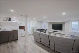 5661 W Lakeridge Rd, Denver, CO 80227 - Photo 32