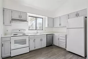 4586 S Fraser Way, Aurora, CO 80015 - Photo 10