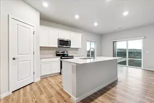 9413 Danube St, Commerce City, CO 80022 - Photo 4