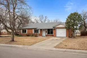 701 Revere St, Aurora, CO 80011 - Photo 2