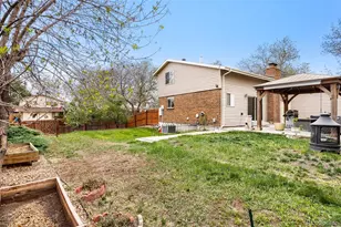 8901 W Radcliffe Pl, Littleton, CO 80123 - Photo 28