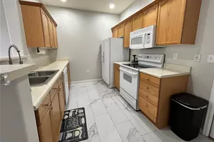 3912 S Carson St, Aurora, CO 80014 - Photo 4