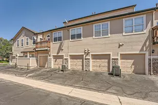 3912 S Carson St, Aurora, CO 80014 - Photo 32