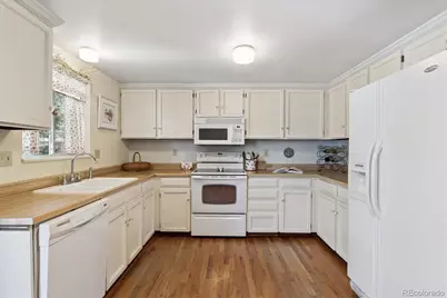 7076 S Elm Court, Centennial, CO 80122 - Photo 10