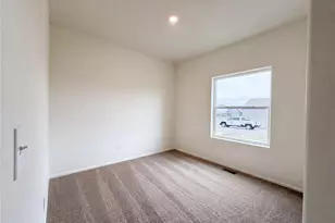 209 Clayton Ave, Keenesburg, CO 80643 - Photo 4
