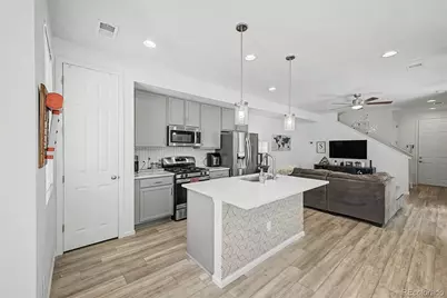 17069 E Exposition Drive, Aurora, CO 80017 - Photo 4