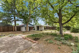 2380 Poplar St, Denver, CO 80207 - Photo 22