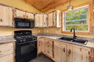 9633 Hutchinson Ln, Salida, CO 81201 - Photo 8