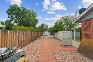 14990 E 10th Ave, Aurora, CO 80011 - Photo 30