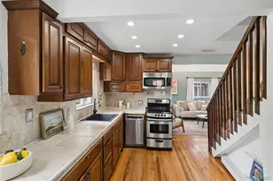 556 S Canosa Ct, Denver, CO 80219 - Photo 10