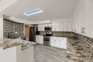 7370 S Yampa St, Aurora, CO 80016 - Photo 14