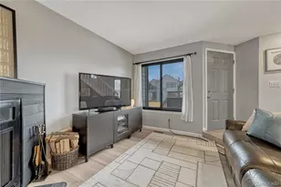 8901 W Yale Ave, Lakewood, CO 80227 - Photo 12